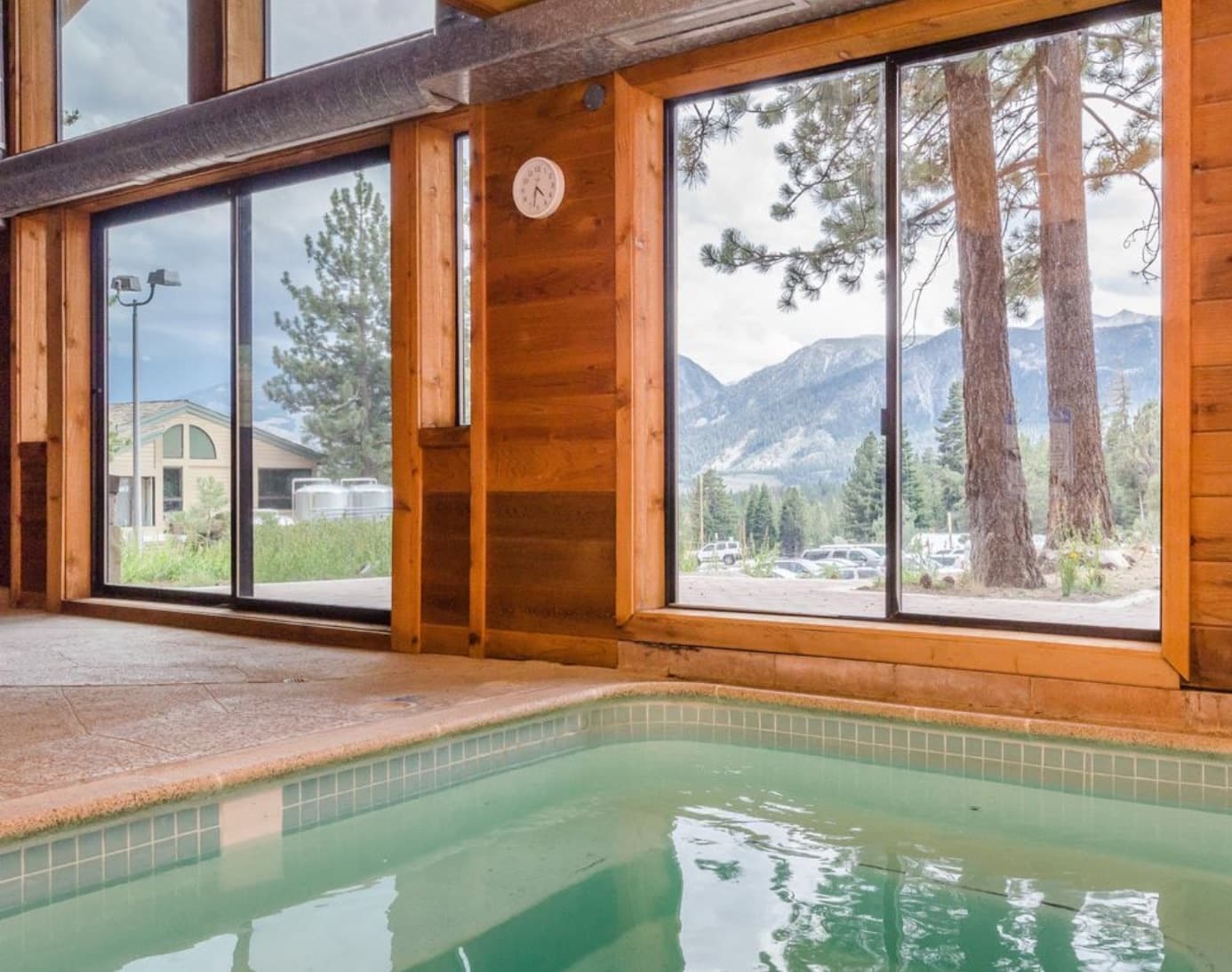 Indoor hot tub